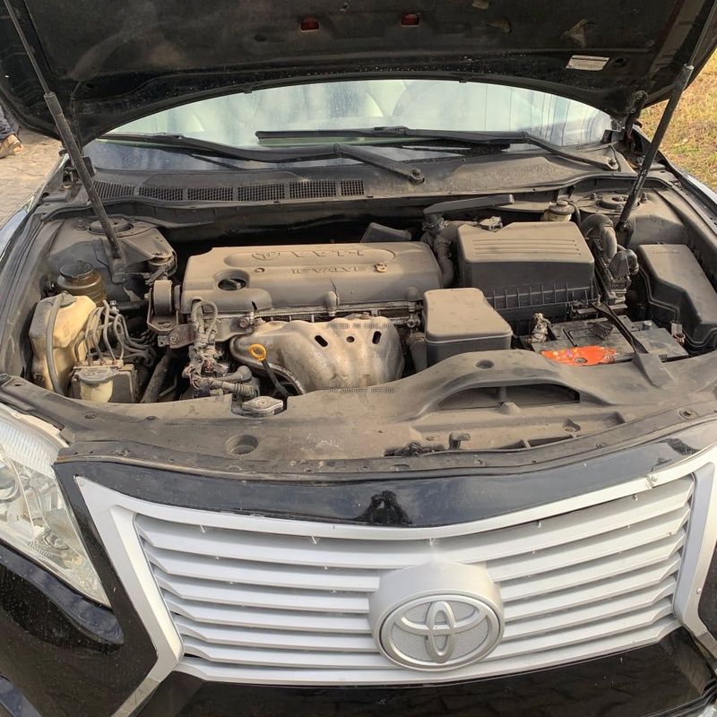Neatly Used Toyota Camry 2010 for Sale Lagos image