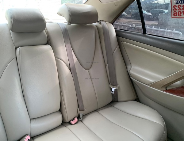 Neatly Used Toyota Camry 2010 for Sale Lagos