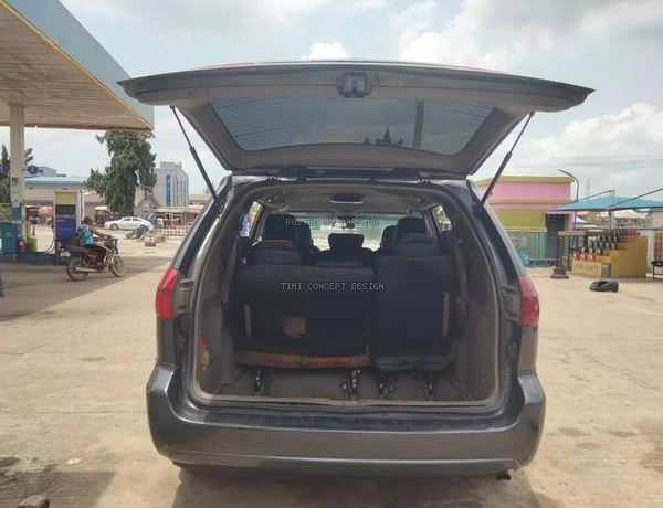Nigerian Used 2008 Toyota Sienna in good working condition