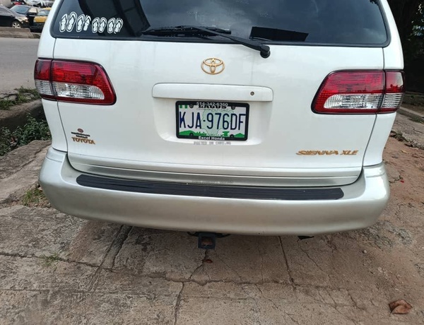 Toyota Sienna XLE 2002 For Sale