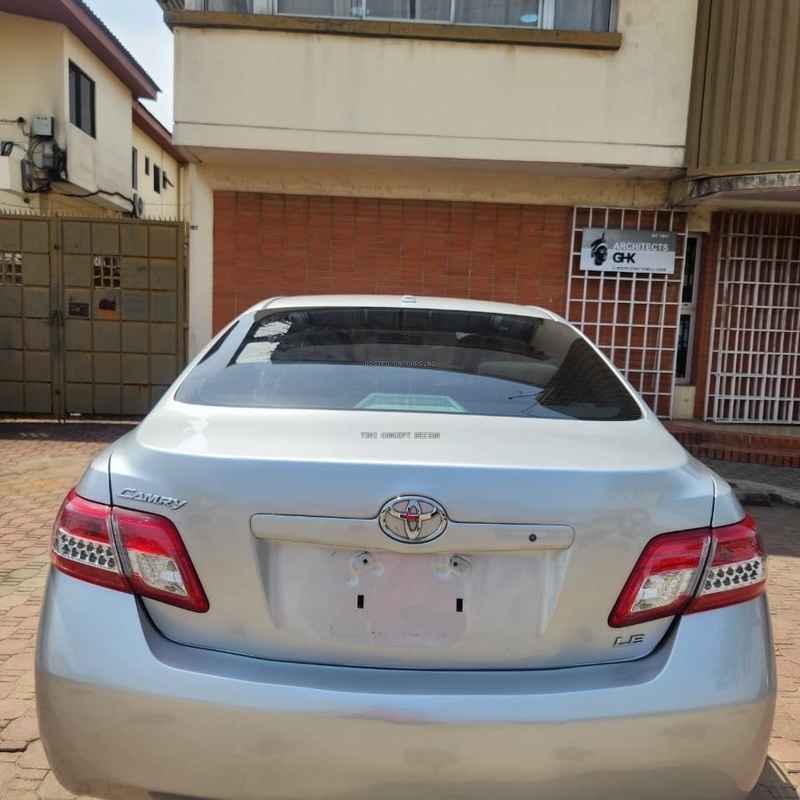 Foreign Used Toyota Camry 2010 for Sale In Lagos image