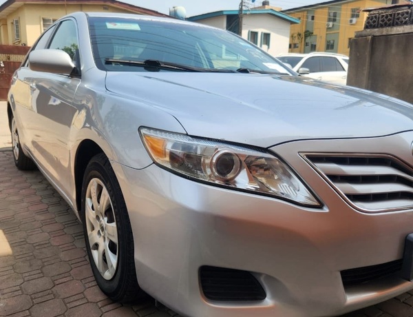 Foreign Used Toyota Camry 2010 for Sale In Lagos