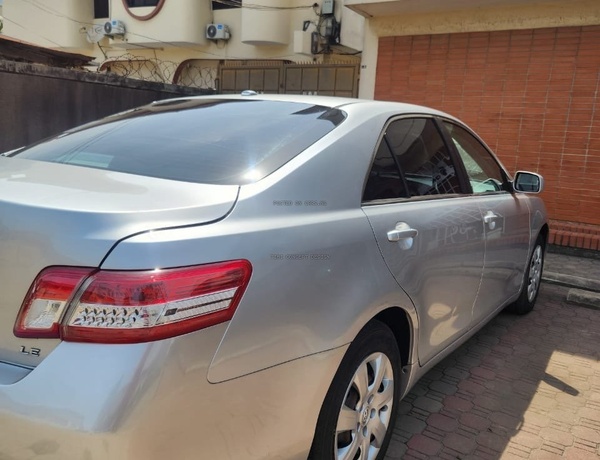 Foreign Used Toyota Camry 2010 for Sale In Lagos