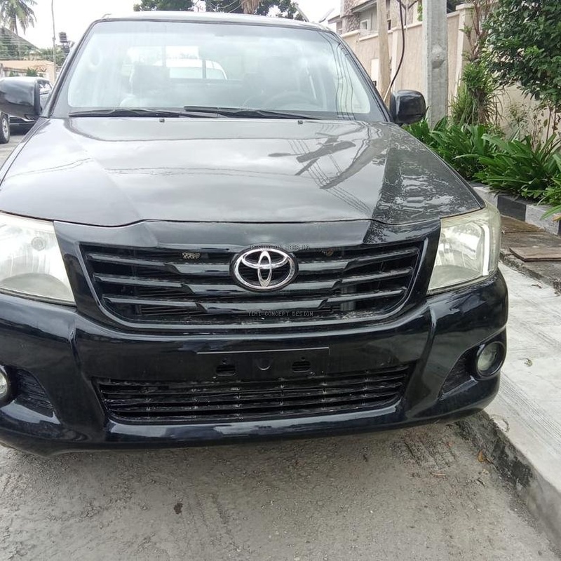 Toyota Hilux 2014 Double Cabin image