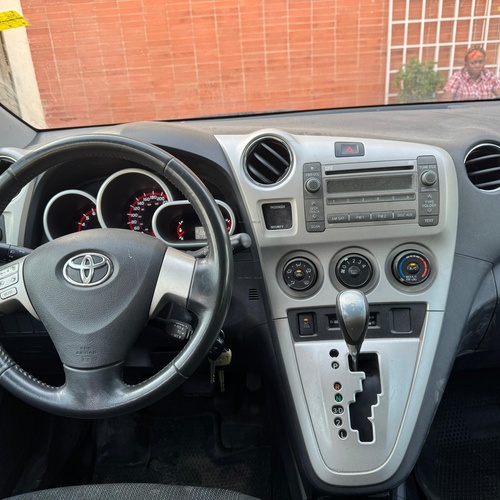 Foreign Used 2010 Toyota Matrix XR for Sale In Lagos