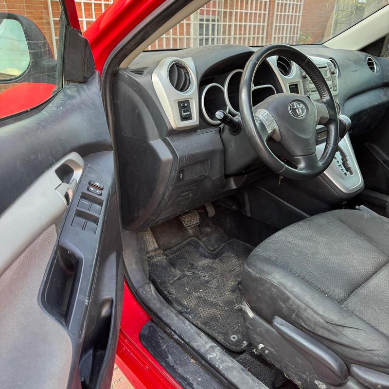 Foreign Used 2010 Toyota Matrix XR for Sale In Lagos image