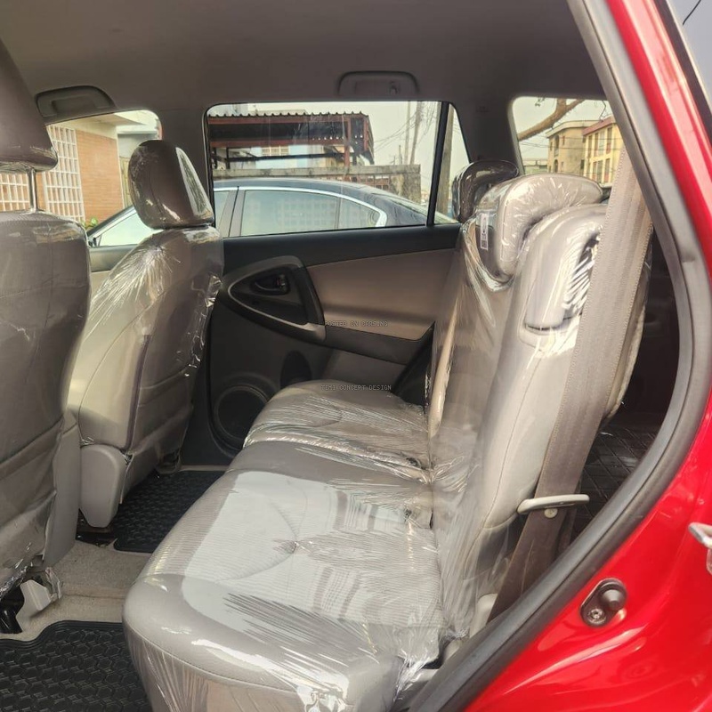 Nigerian Used Toyota RAV4 2010 Toks Standard image