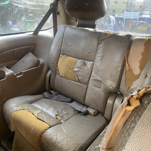 Toyota Sienna  XLE 2002 for Sale In Lagos 