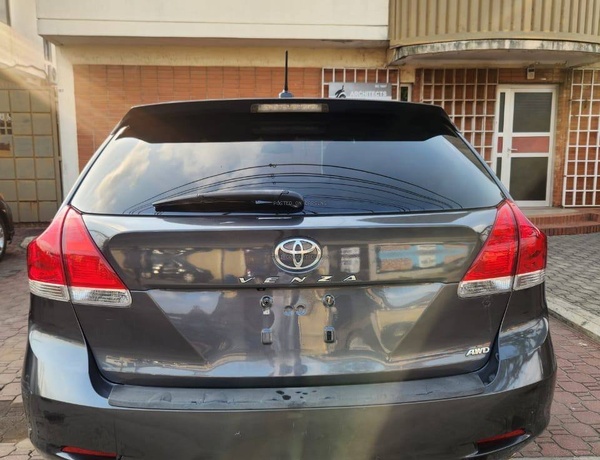 Foreign Used Toyota Venza 2012 for Sale In Lagos