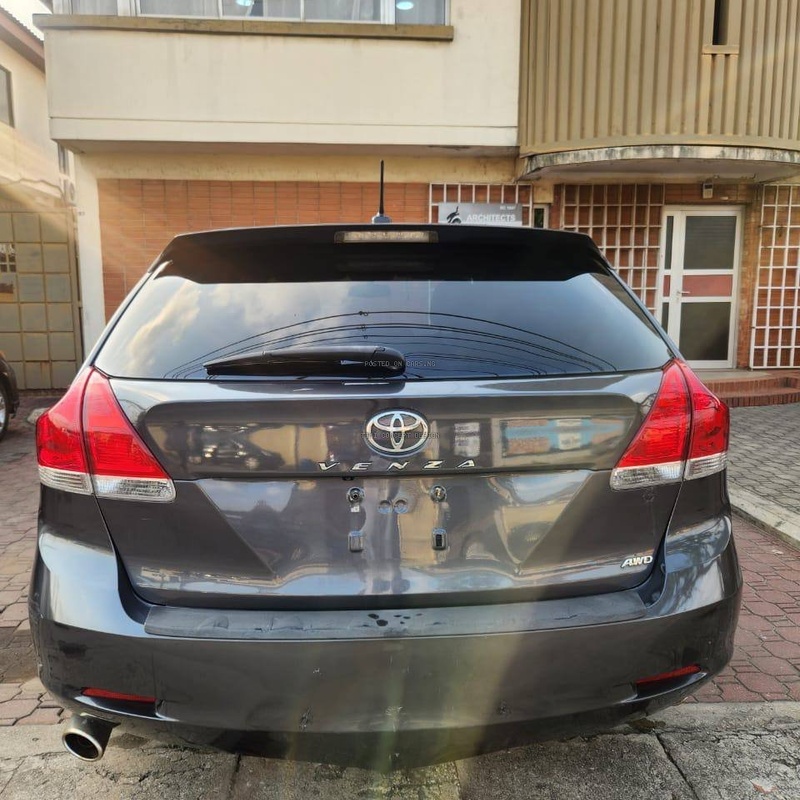 Foreign Used Toyota Venza 2012 for Sale In Lagos image