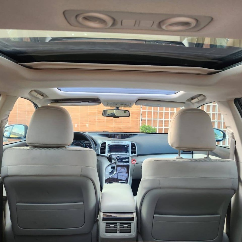 Foreign Used Toyota Venza 2012 for Sale In Lagos image