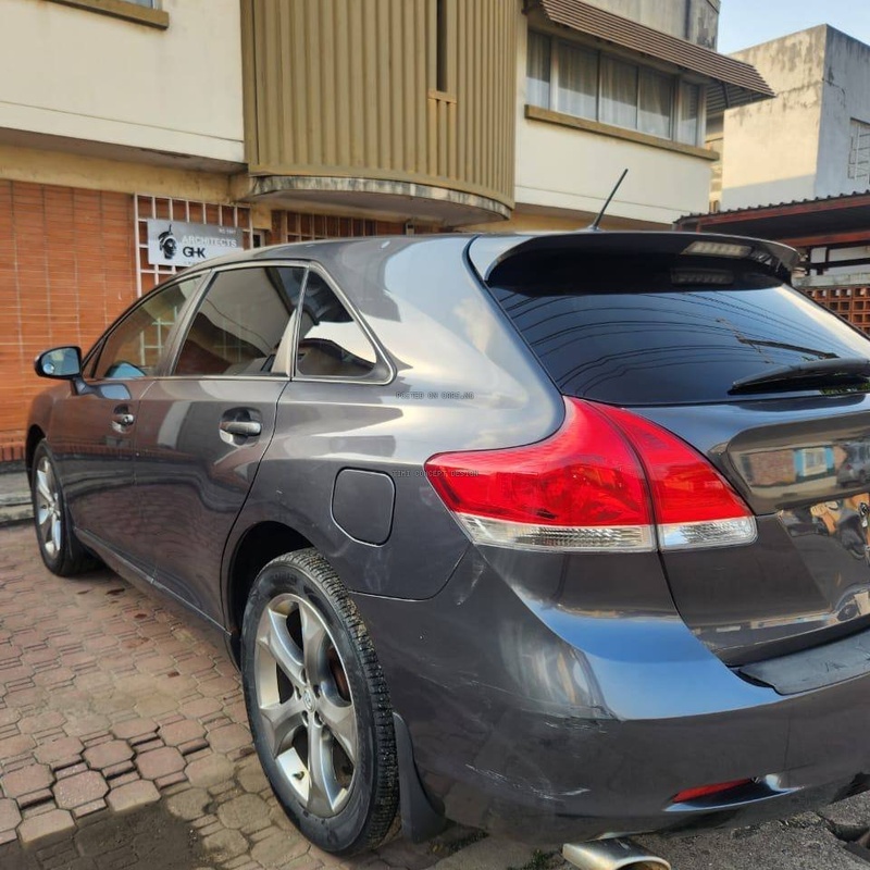 Foreign Used Toyota Venza 2012 for Sale In Lagos image