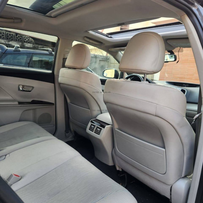 Foreign Used Toyota Venza 2012 for Sale In Lagos image