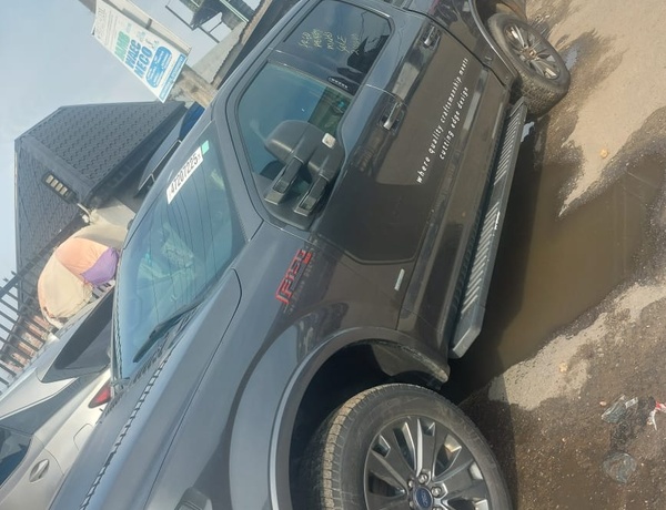 Ford F150 2016 model for Sale In Lagos