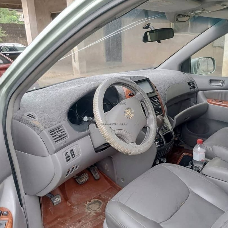 Toyota Sienna 2008 for Sale In Alimosho Lagos image