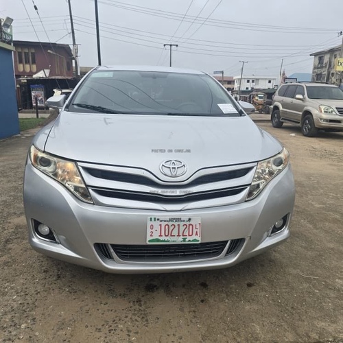 Foreign Used Toyota Venza 2013 for Sale In Lagos