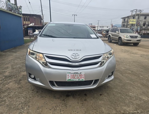 Foreign Used Toyota Venza 2013 for Sale In Lagos