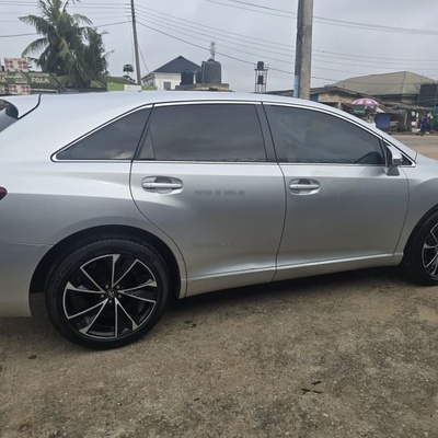 Foreign Used Toyota Venza 2013 for Sale In Lagos