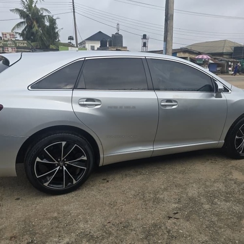 Foreign Used Toyota Venza 2013 for Sale In Lagos