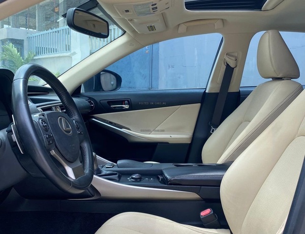 Lexus IS350 2015 for Sale in Lagos