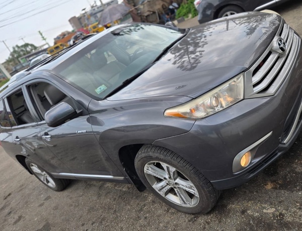 Toyota Highlander 2011 for Sale  in Lagos