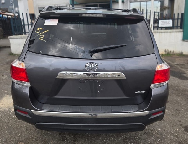 Toyota Highlander 2011 for Sale  in Lagos