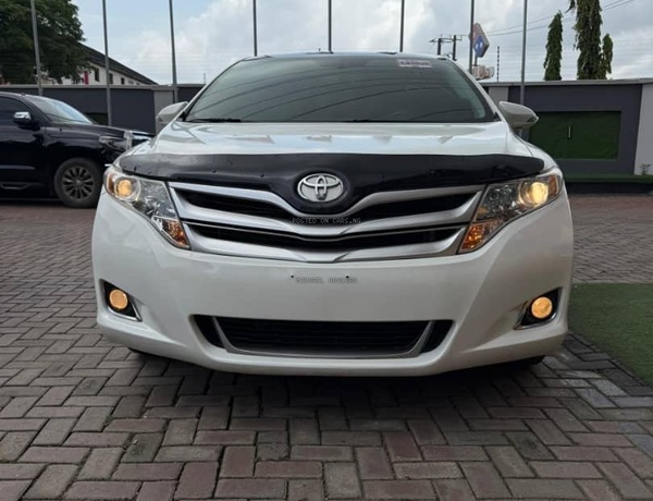 Toyota Venza 2015 for Sale in Lagos