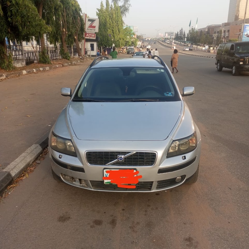 VOLVO T5 V50 2006 SILVER FOR SALE IN ABUJA image