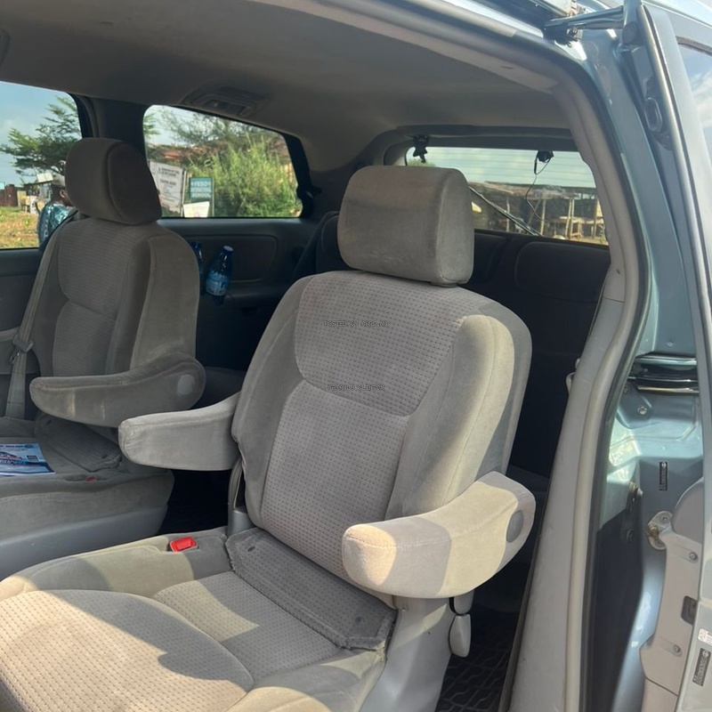 Toyota Sienna 2006 for Sale  In Osun State image