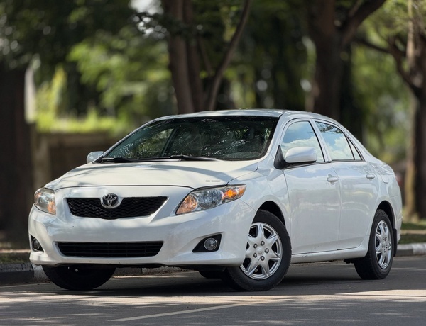 FOREIGN USED Corolla LE 2010 In Abuja