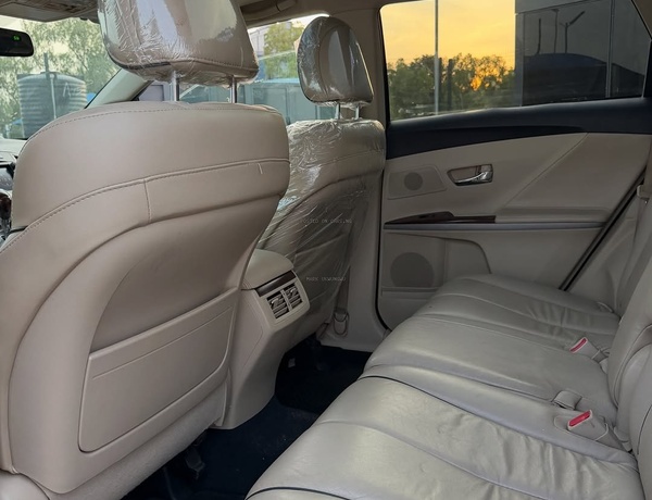 Toyota Venza 2010  FOR SALE