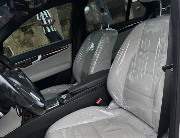 FOREIGN USED 2013 MERCEDES-BENZ C300 FOR SALE