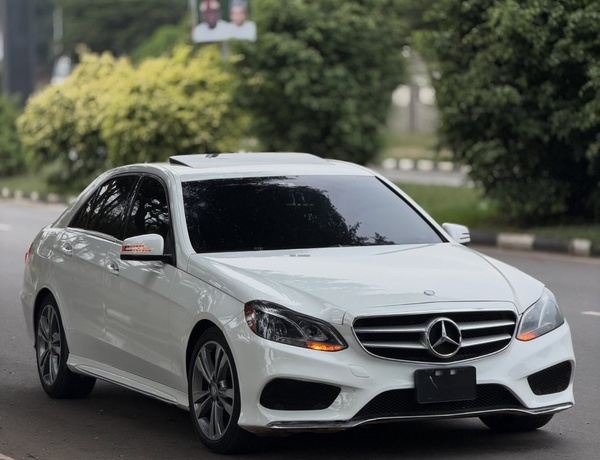  Foreign Used MERCEDES-BENZ E350 2014  for Sale in Abuja 