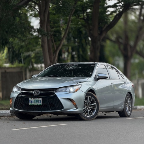 Foreign Used Toyota Camry SE 2015 in Abuja
