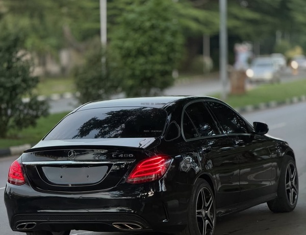 FOREIGN USED 2015 MERCEDES-BENZ C400 FOR SALE