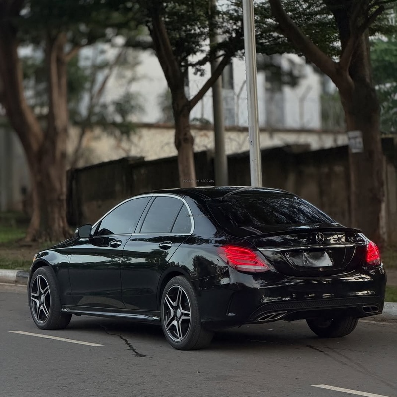 FOREIGN USED 2015 MERCEDES-BENZ C400 FOR SALE image