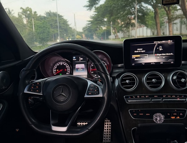FOREIGN USED 2015 MERCEDES-BENZ C400 FOR SALE
