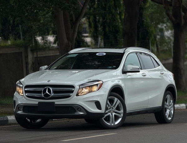 Foreign Used Mercedes-Benz GLA250 2015  for Sale in Abuja