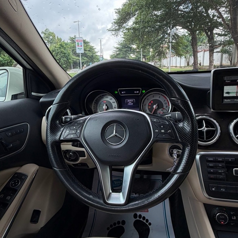 Foreign Used Mercedes-Benz GLA250 2015  for Sale in Abuja image