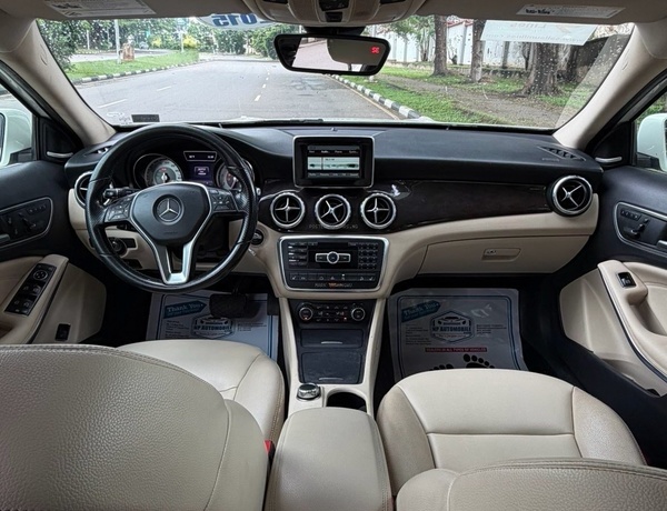 Foreign Used Mercedes-Benz GLA250 2015  for Sale in Abuja