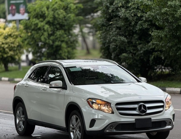 Foreign Used Mercedes-Benz GLA250 2015  for Sale in Abuja