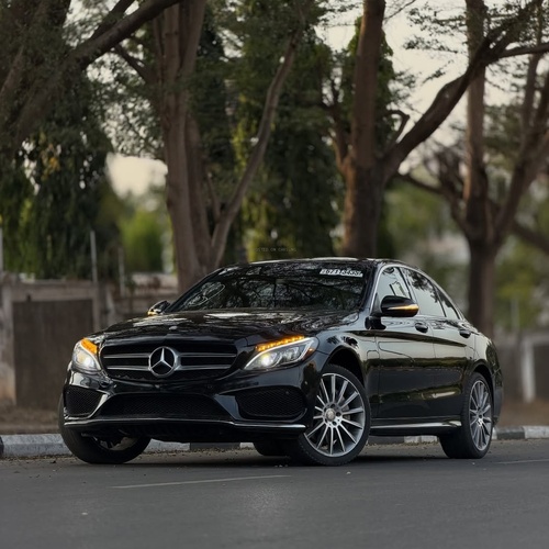  Foreign Used 2015 Mercedes C400 for Sale In Abuja