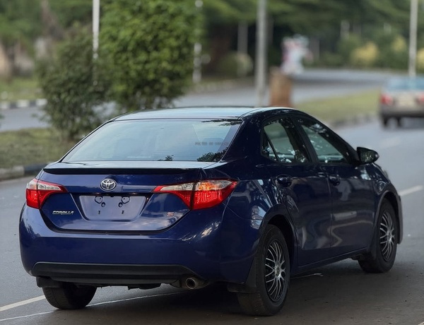 FOREIGN USED 2015 TOYOTA COROLLA (UPGRADED TO 2017) FOR SALE