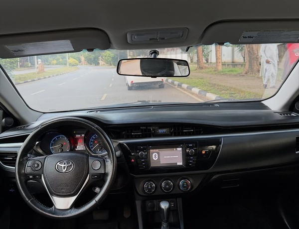 FOREIGN USED 2015 TOYOTA COROLLA (UPGRADED TO 2017) FOR SALE