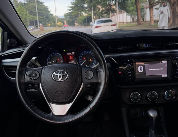 FOREIGN USED 2015 TOYOTA COROLLA (UPGRADED TO 2017) FOR SALE