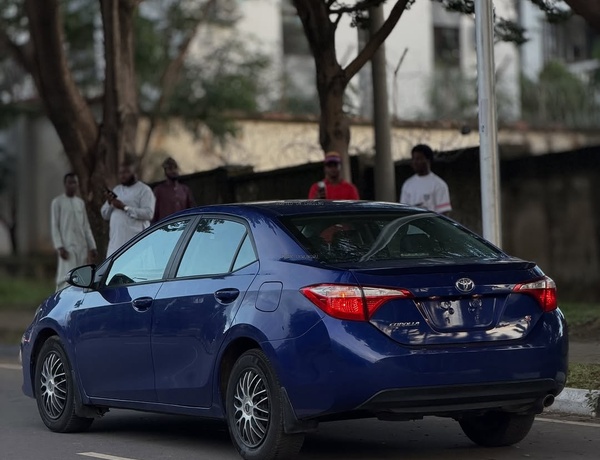 FOREIGN USED 2015 TOYOTA COROLLA (UPGRADED TO 2017) FOR SALE