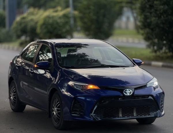 FOREIGN USED 2015 TOYOTA COROLLA (UPGRADED TO 2017) FOR SALE