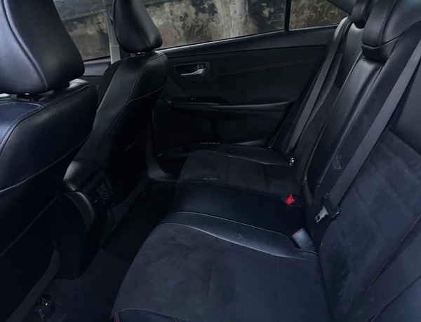 NIGERIAN USED TOYOTA CAMRY XSE 2016  In Abuja