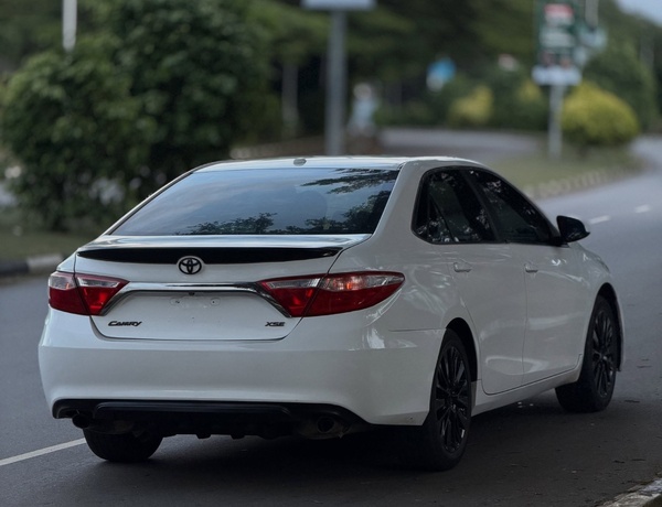 NIGERIAN USED TOYOTA CAMRY XSE 2016  In Abuja