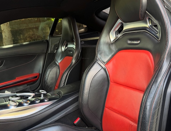 NIGERIAN USED MERCEDEZ BENZ GTS 2016 IN ABUJA